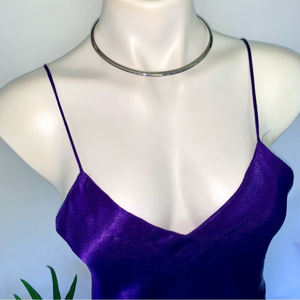 g o l d :: Vintage Victoria’s Secret Gold Label Satin Slip Nightie - Picture 3 of 10